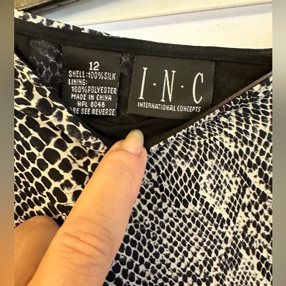 2 INC SKIRTS GREY AND BLACK SILK - Picture 7 of 7